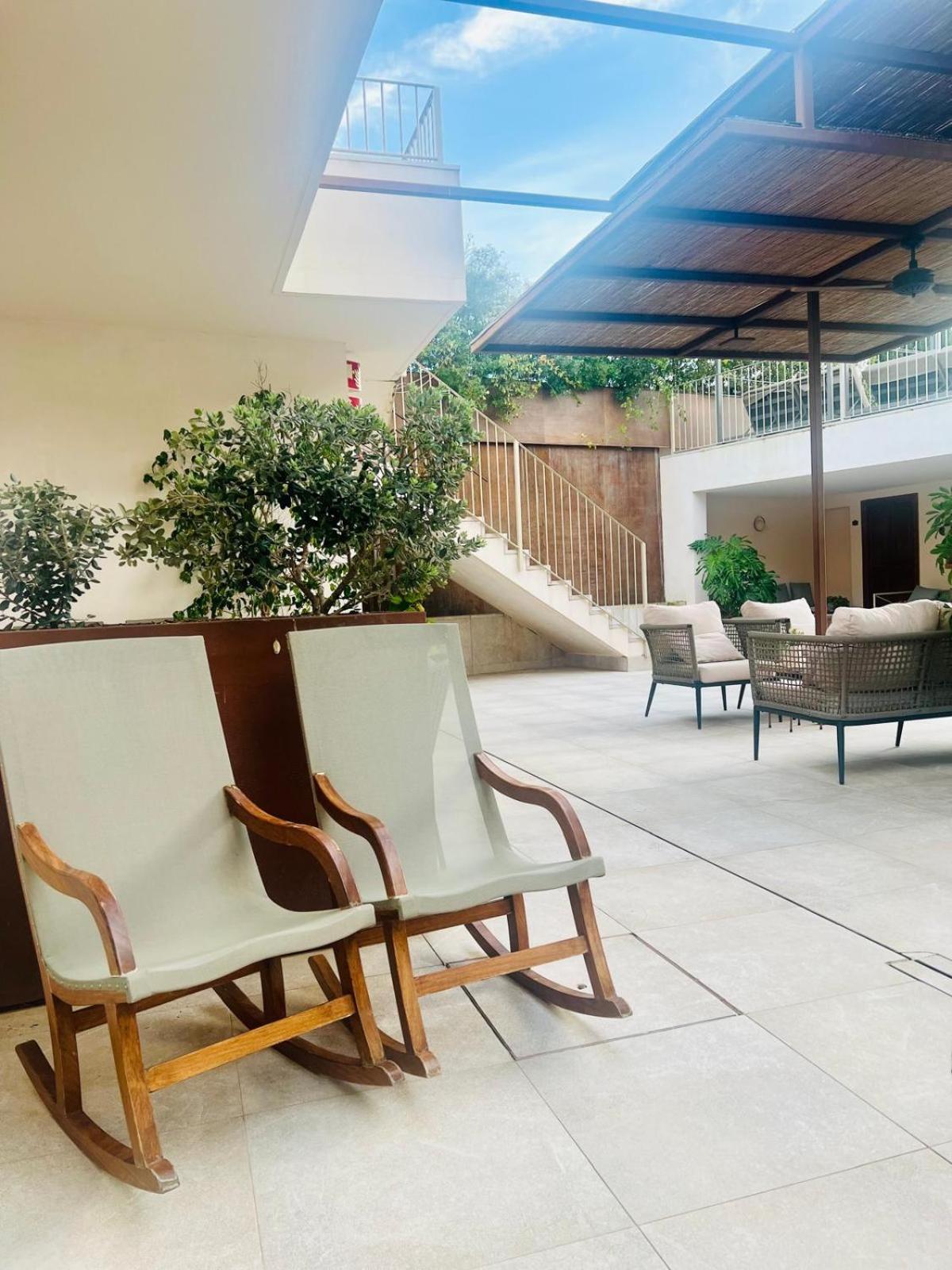 Ynaira Hotel & Spa Ariany Exterior photo